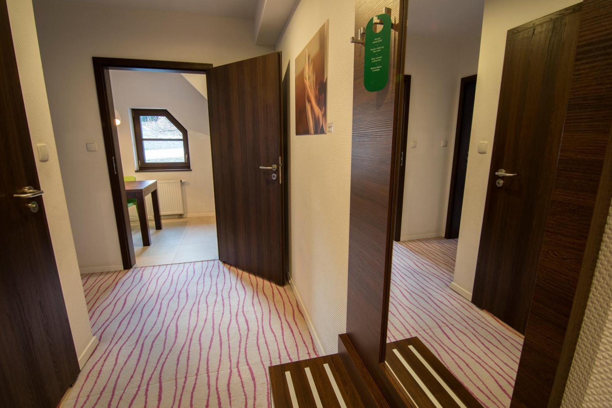 Aparthotel Flinski Sport & Spa Świeradów-Zdrój Стая снимка