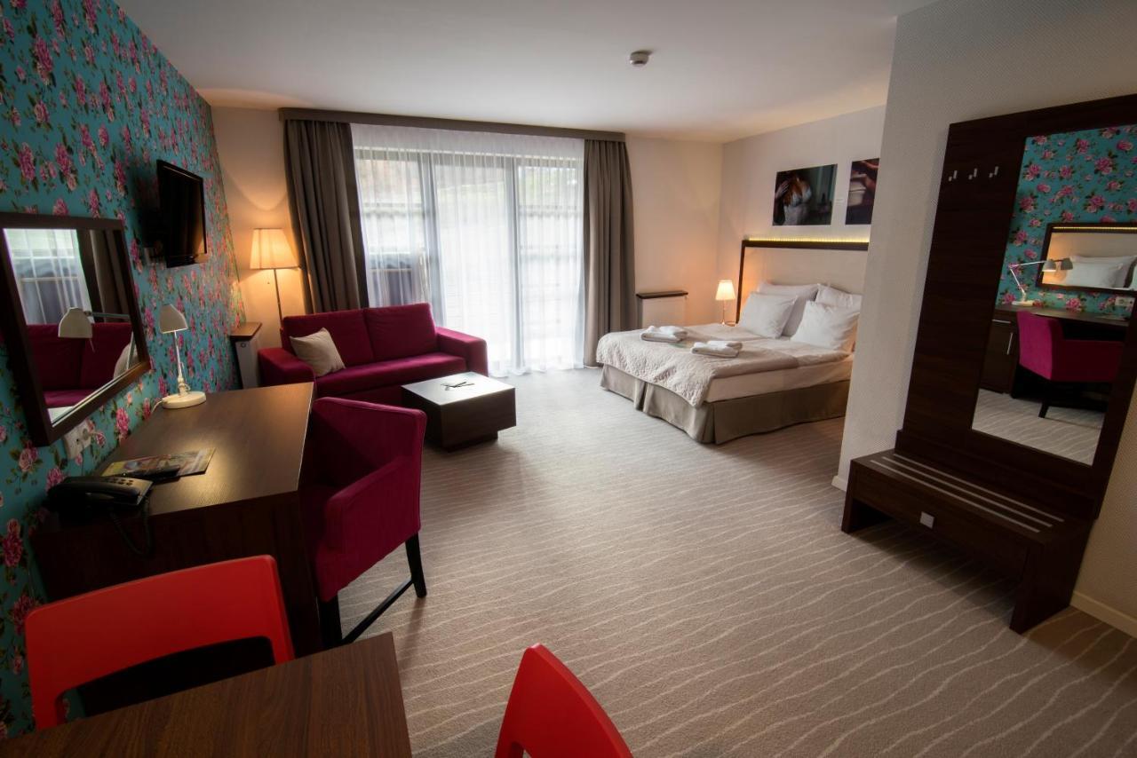 Aparthotel Flinski Sport & Spa Świeradów-Zdrój Екстериор снимка
